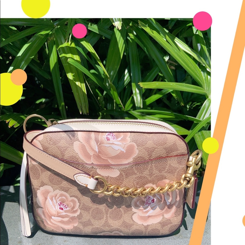 Coach signature camera crossbody with rose design - Picture 11 of 11